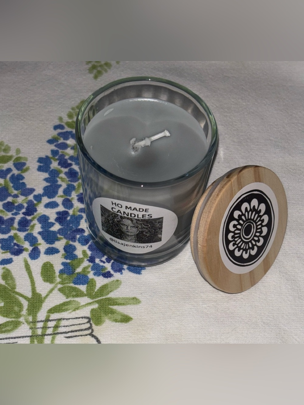 Fresh Cotton & Linen Scented Glass Candle